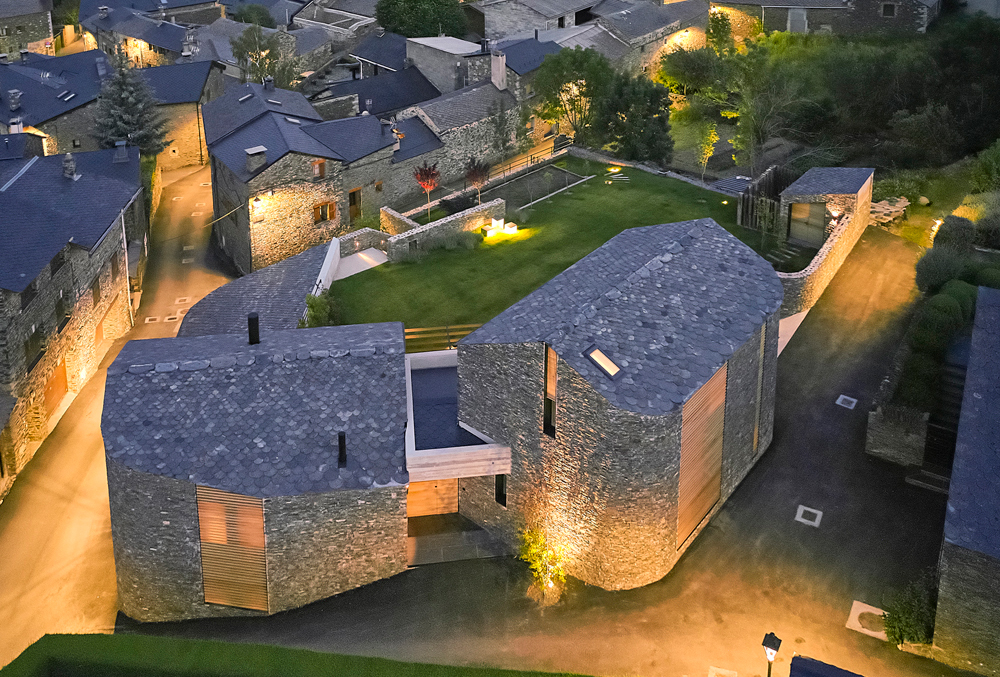VIVIENDA EN LA CERDANYA